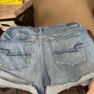 American eagle Shortie 18